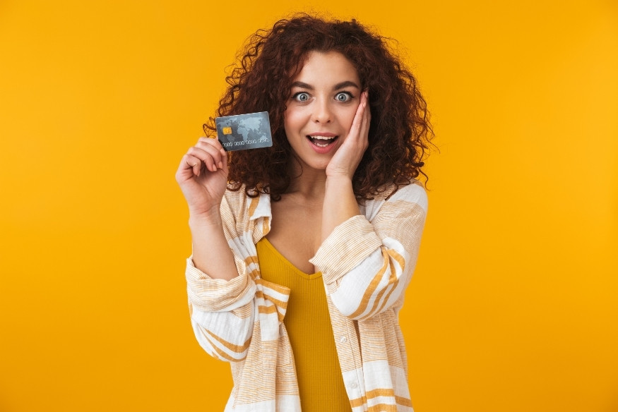 Smart Tips for First-Time Credit Card Users