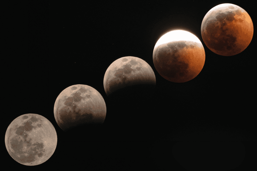 Sequência fotográfica das fases do eclipse lunar total em céu noturno.